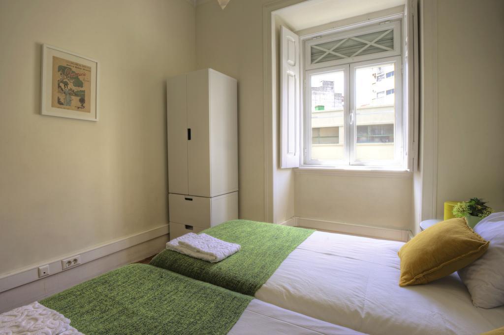 Angola Apartment - 8Bedrooms Lissabon Buitenkant foto